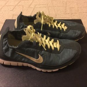 Nike Free Twist Size 8.5